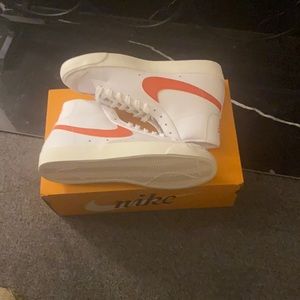 Nike Blazers mid vintage 1977 NWT